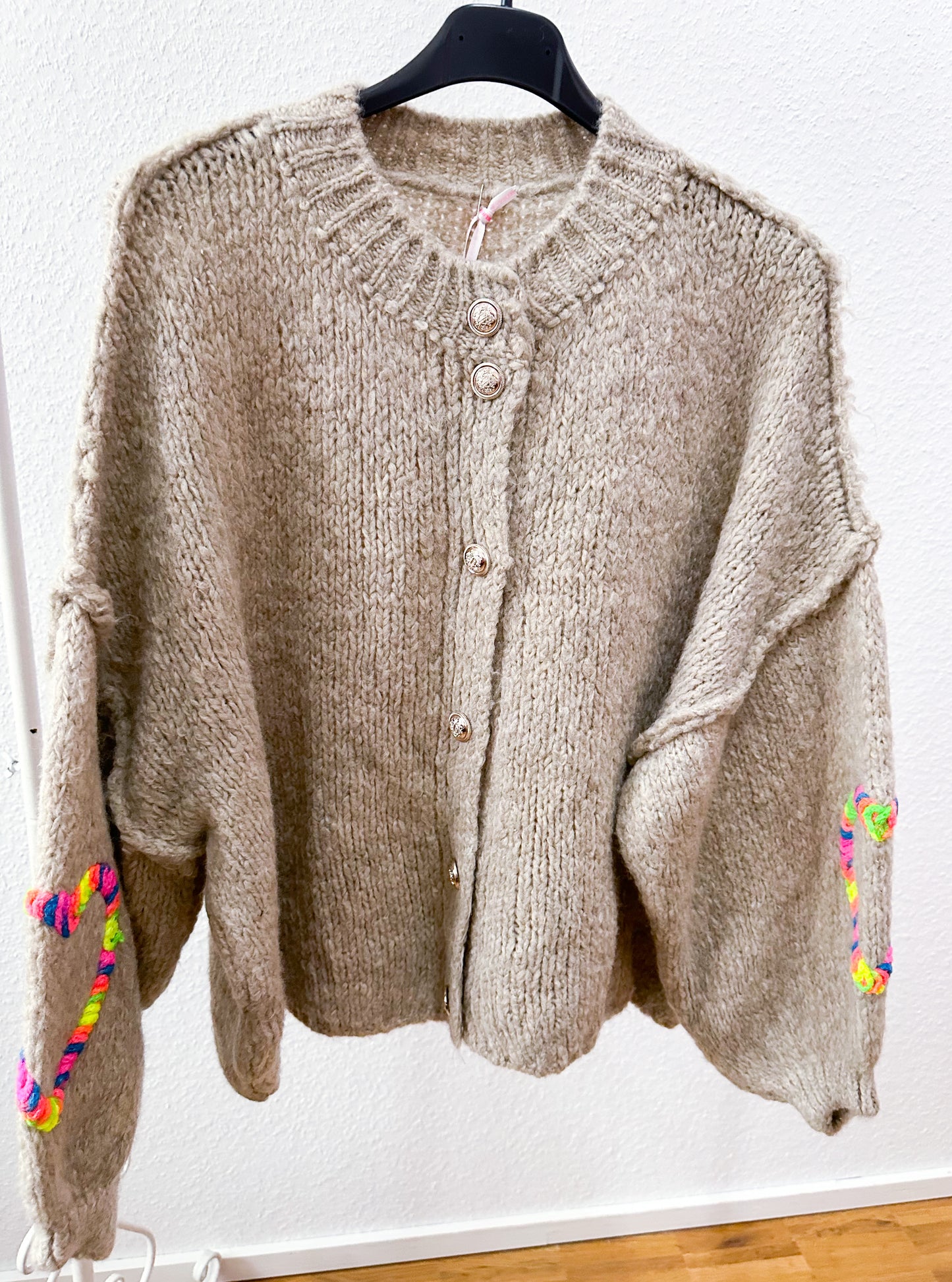 Strickjacke Lola-Herz Neon