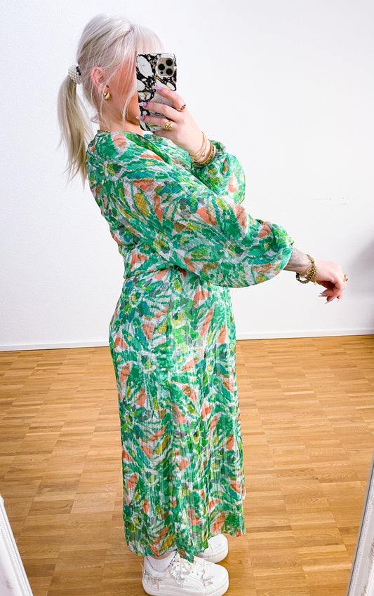 Kleid Ivivi