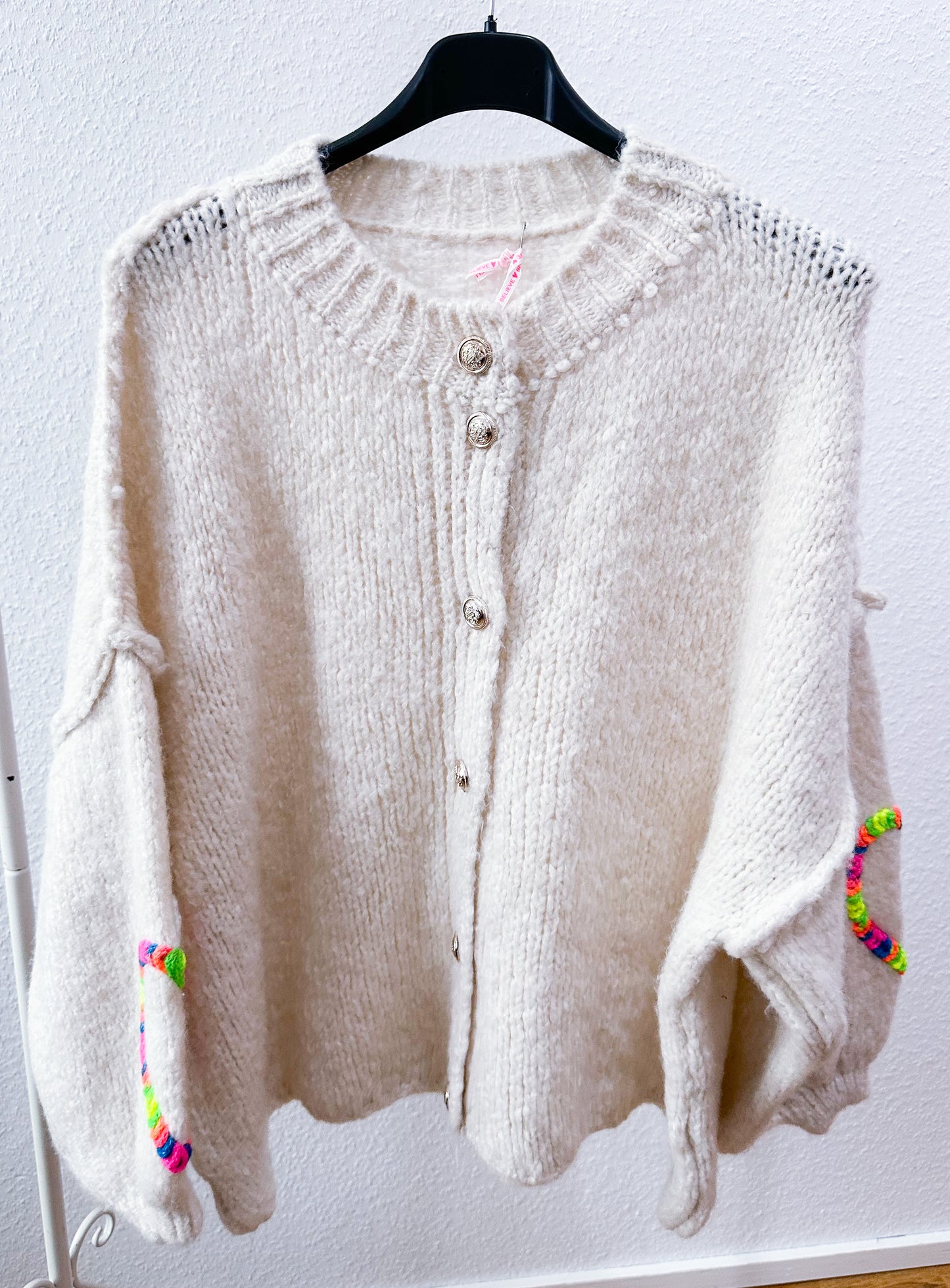Strickjacke Lola-Herz Neon