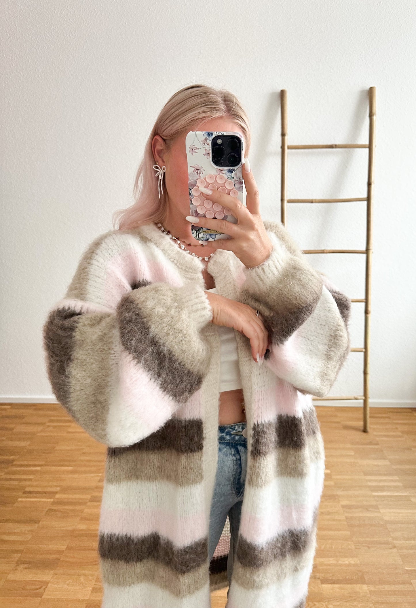 Cardigan Wollknoll