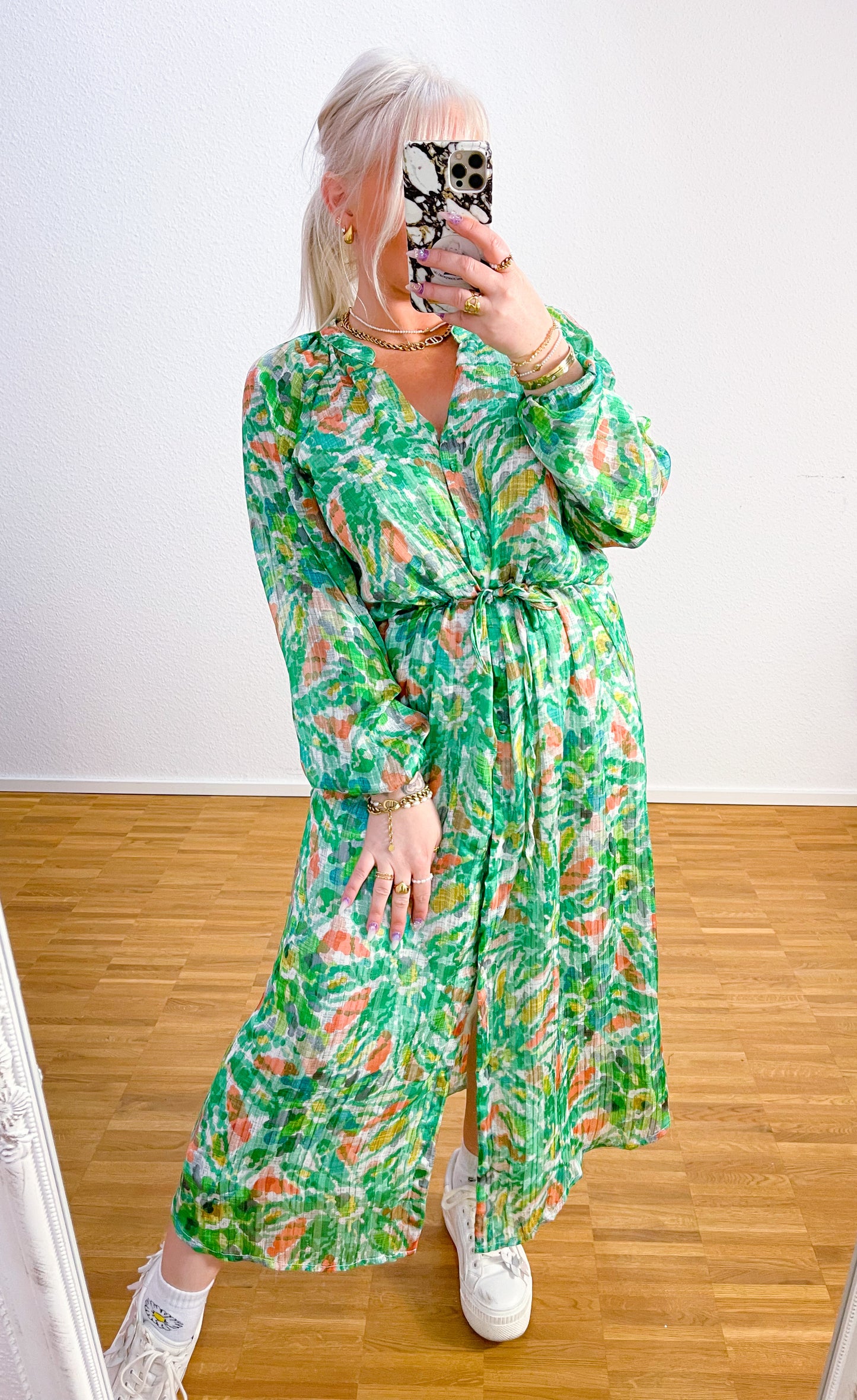 Kleid Ivivi