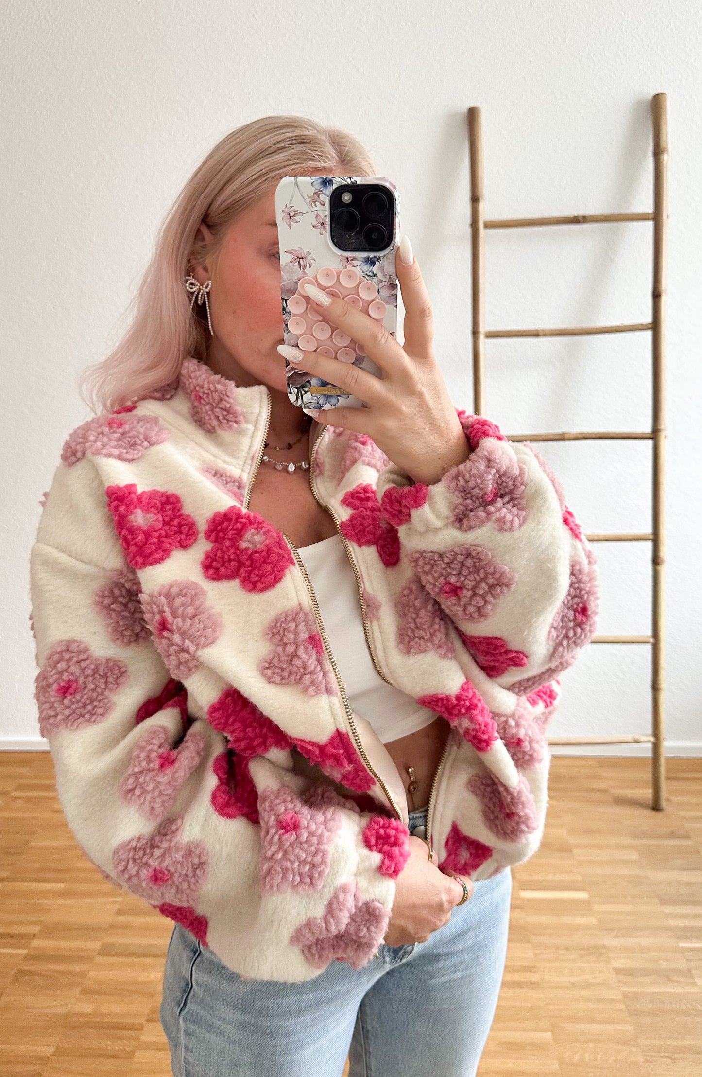 Teddy Jacke Blume