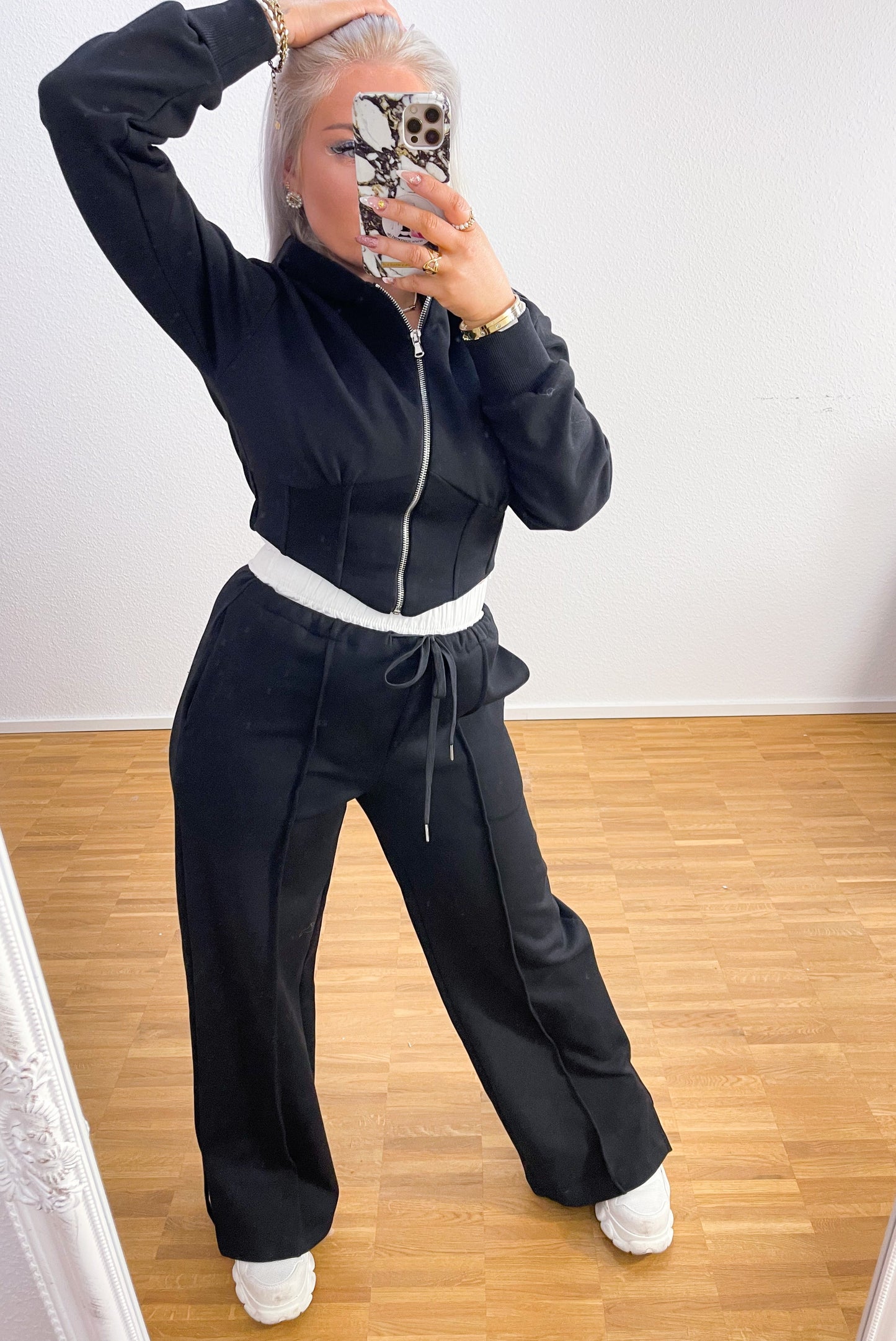 Zwei-Teiler Illusion in 3 Farben Italy