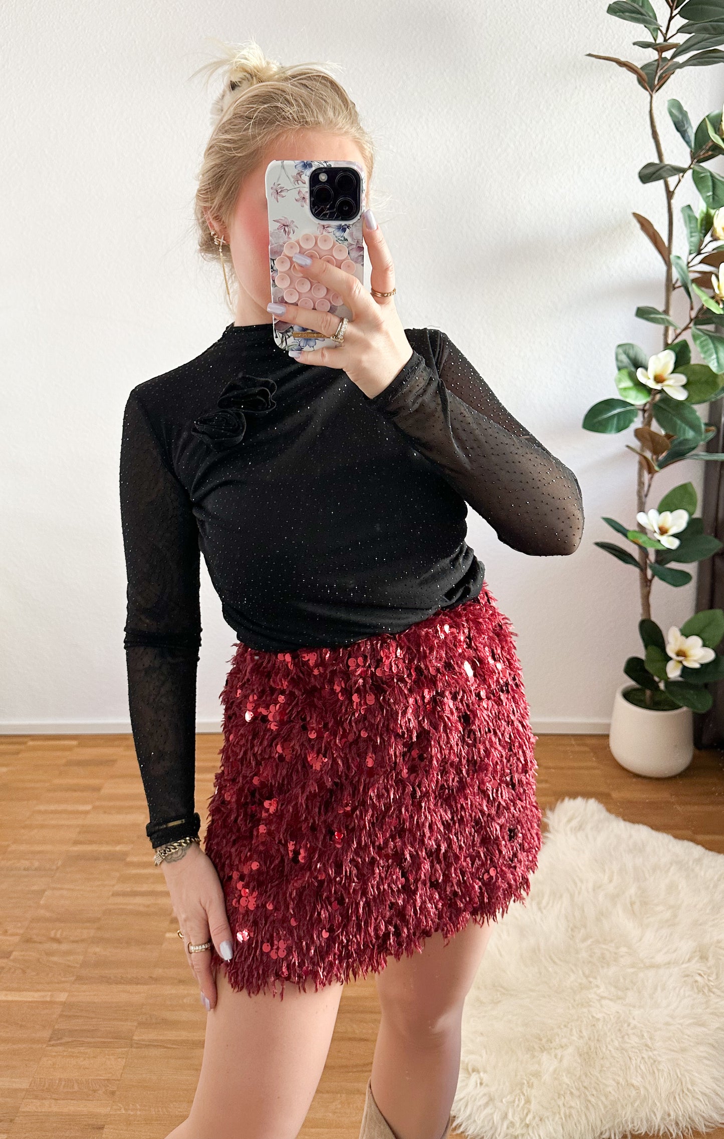 Rock aus Federlook&Pailletten