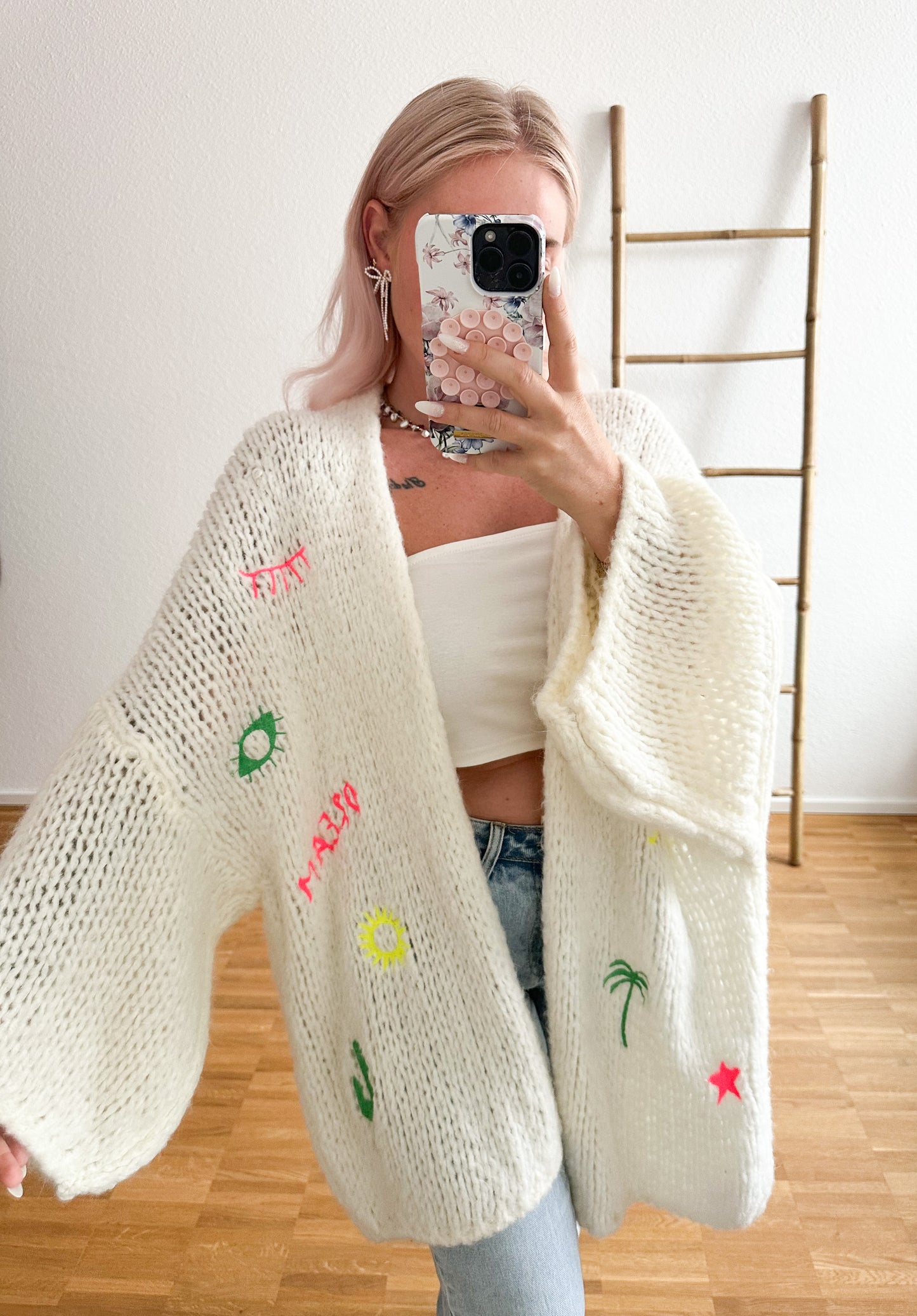 Cardigan Peaces