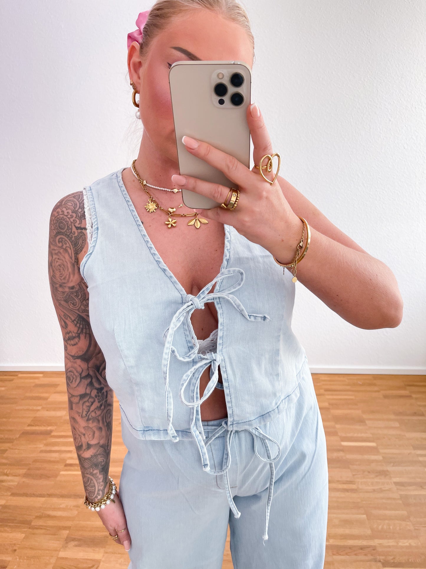 Jeans Weste Schleife