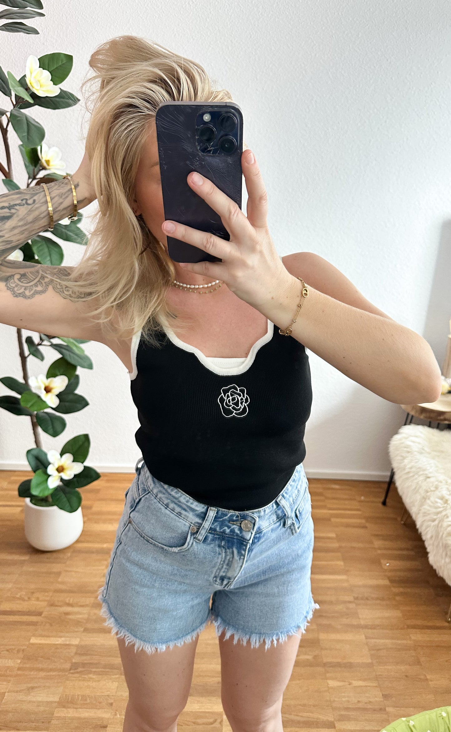 Top rose