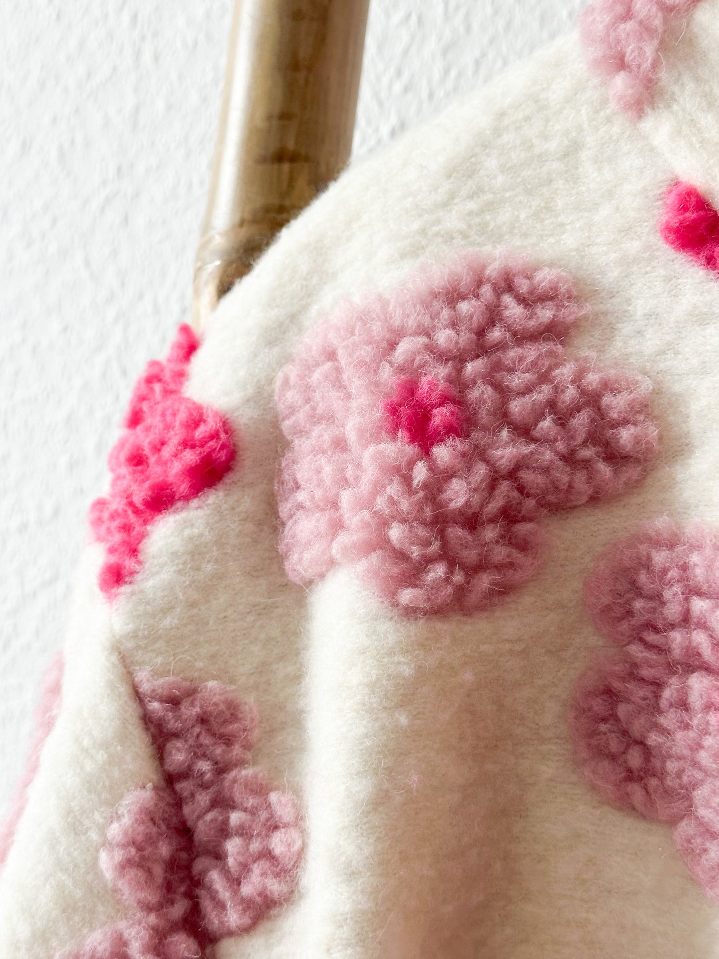 Teddy Jacke Blume