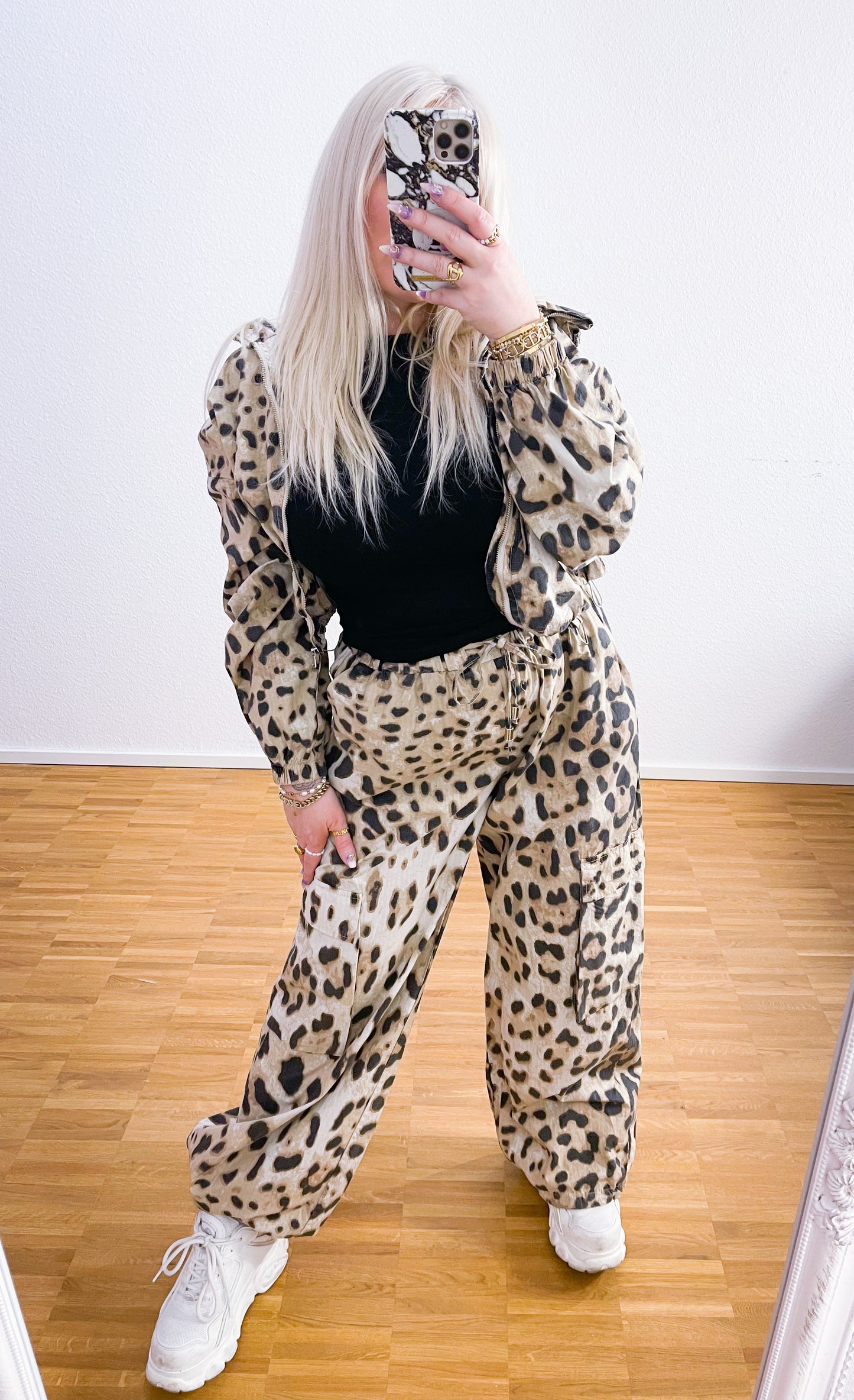 Stoffhose-Baggy Leo