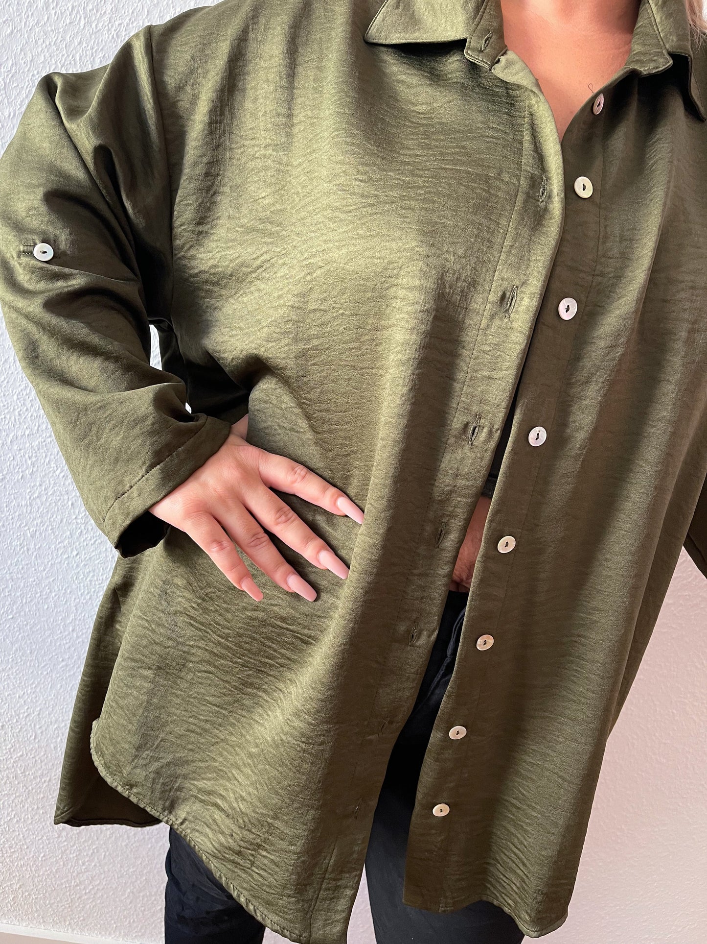 Blusenhemd Seidy in zwei Farben