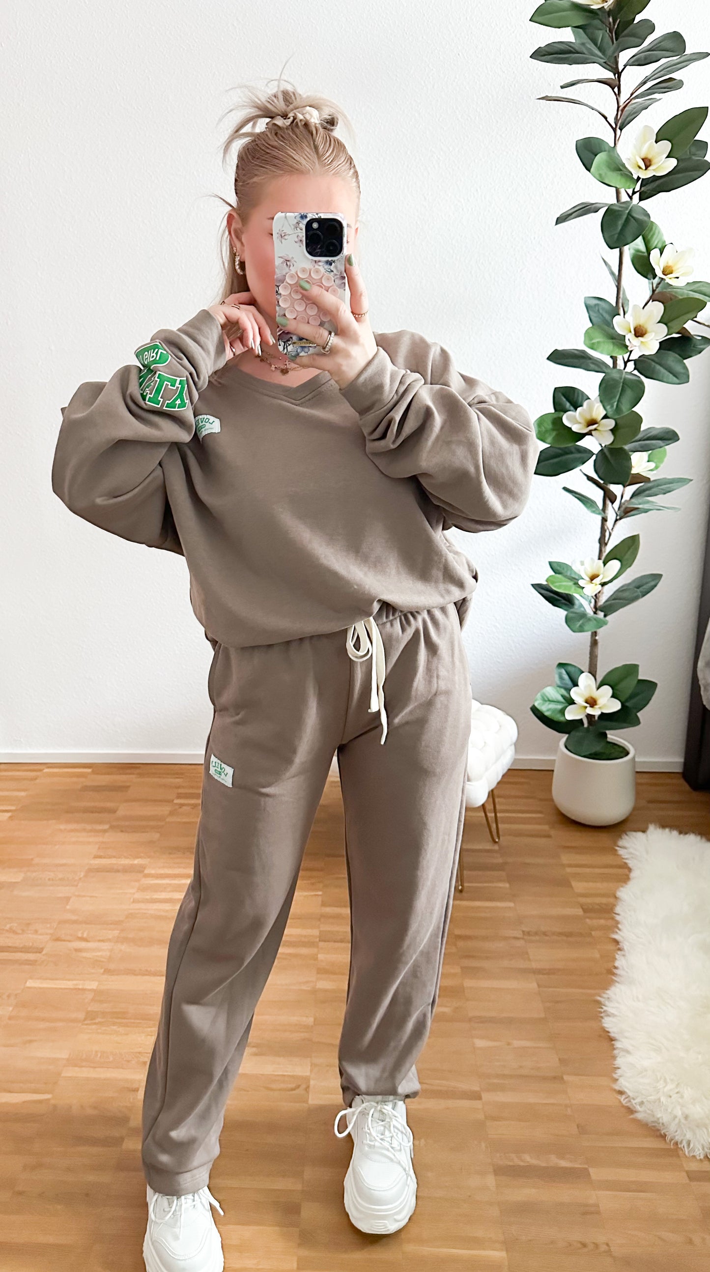 Zwei-Teiler Lovely My Girl in 4 Farben Hose mit Pullover