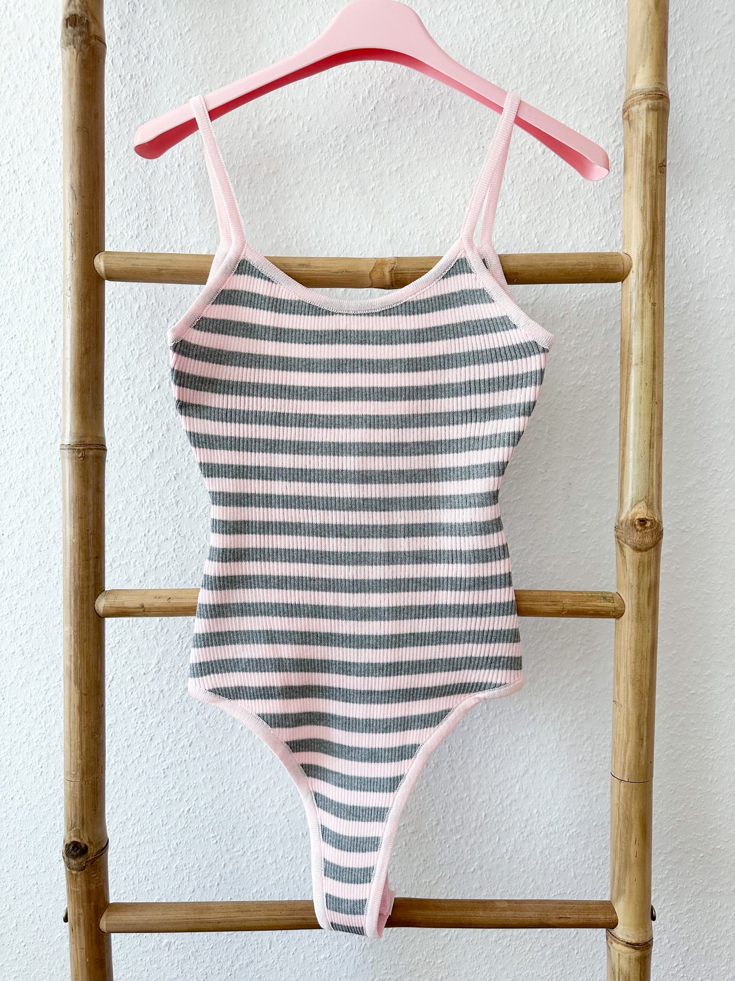Body Amanda in 5 Farben