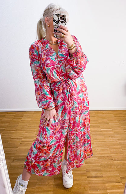 Kleid Ivivi