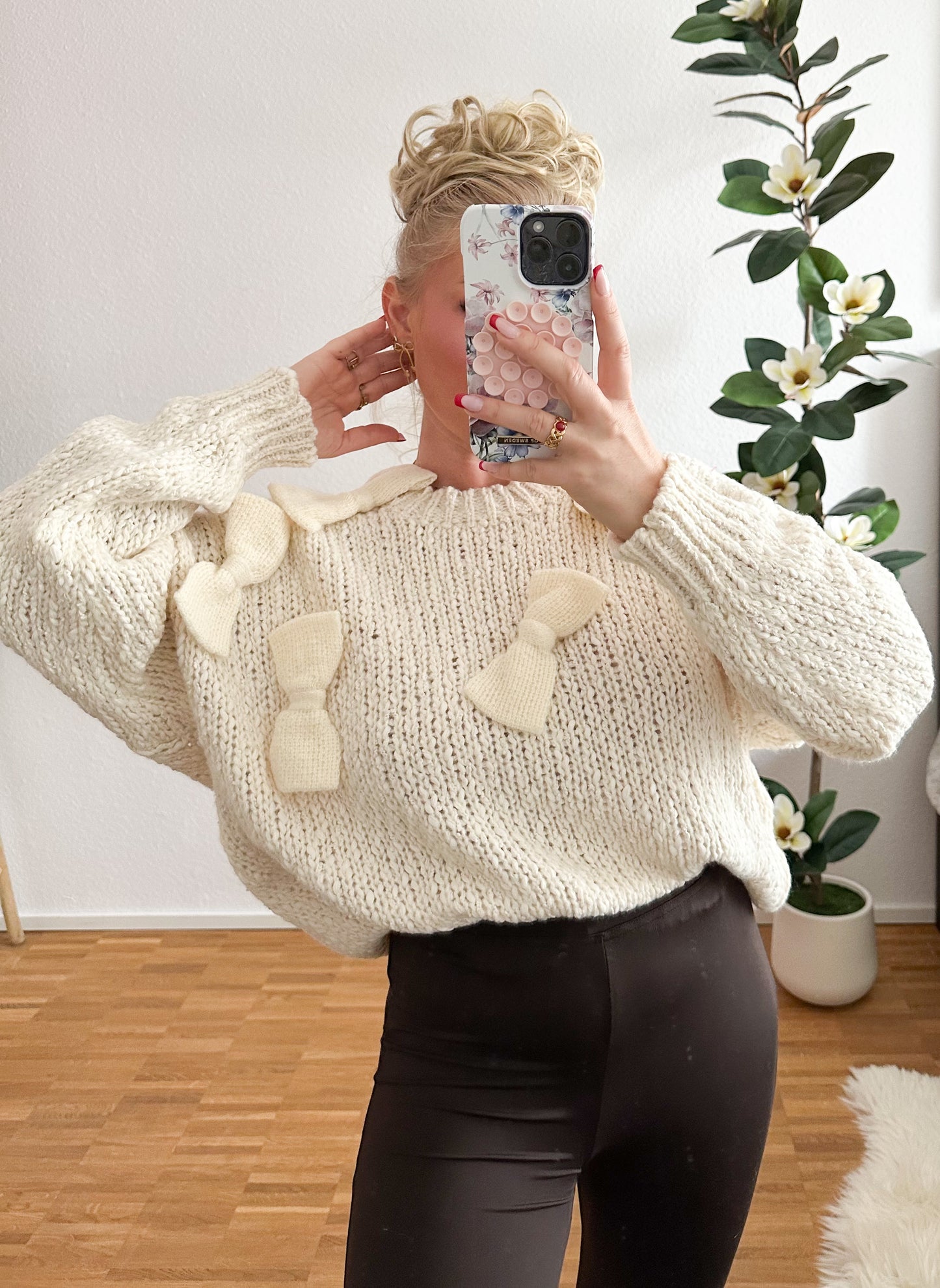 Pullover Teddy mit Schleifen in 3 Farben super weich und kuschelig