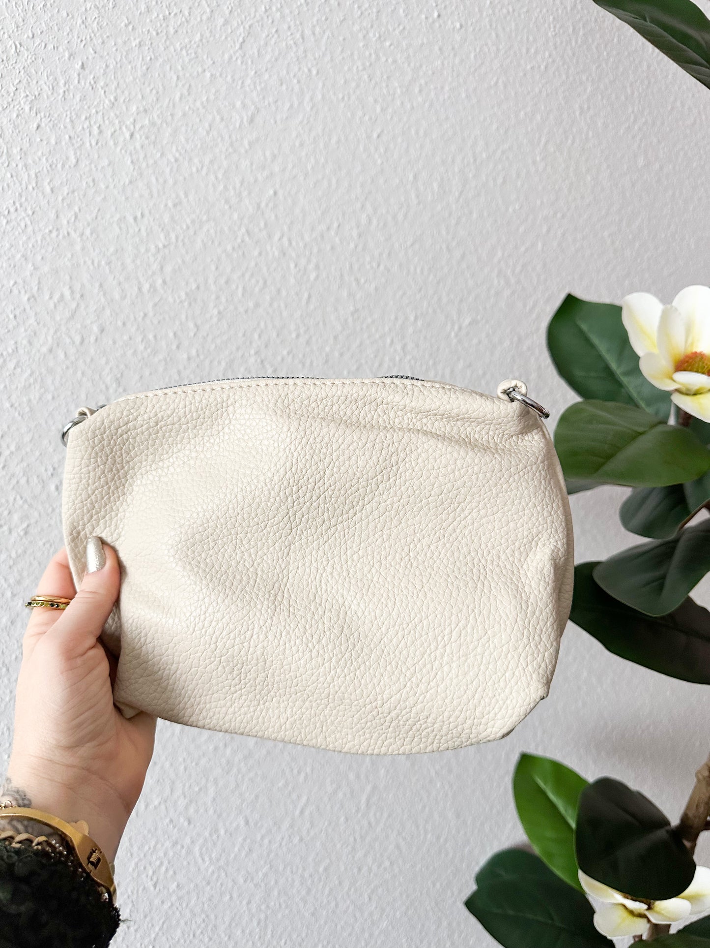 Handtasche Luna Basic in zwei Farben Kunstleder