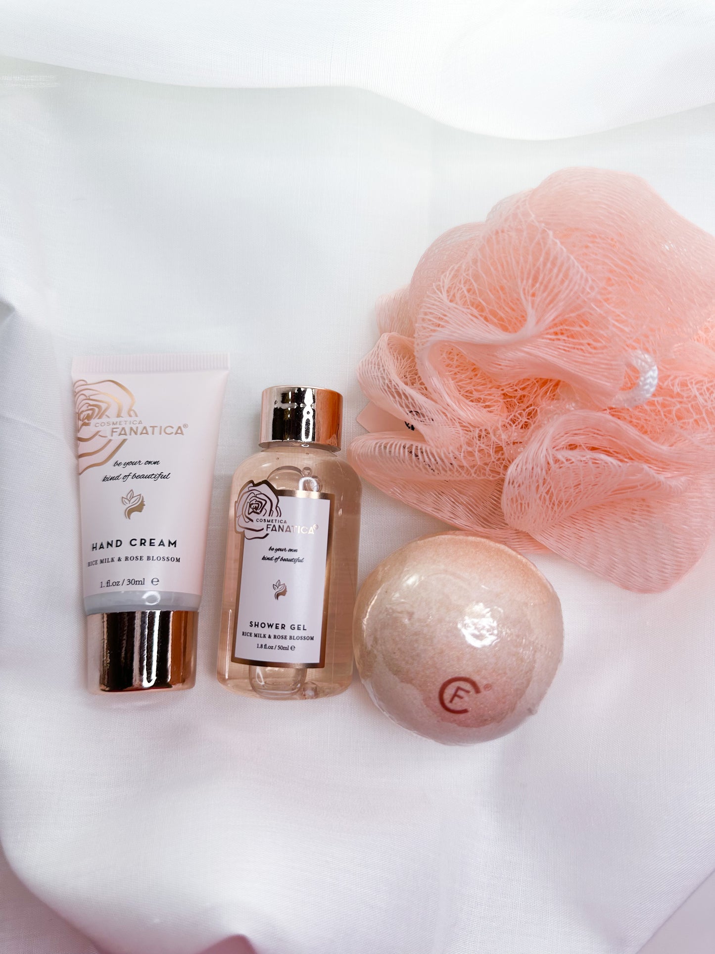 Bath Care Set Shaker Rose Bath Fizzer Handcream Showergel Shower Sponge with Shaker