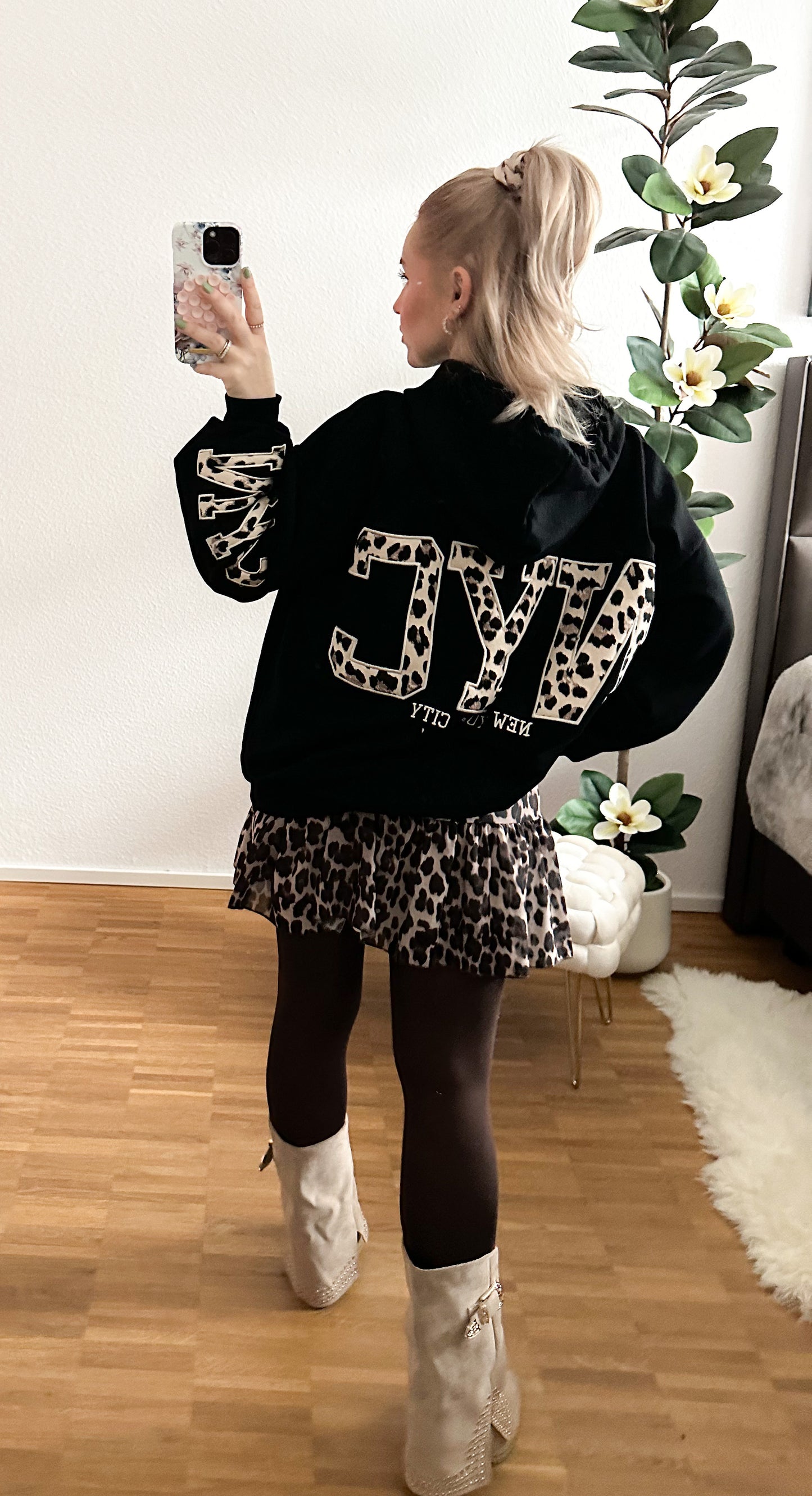 Hoodie Leo NYC in 3 Farben