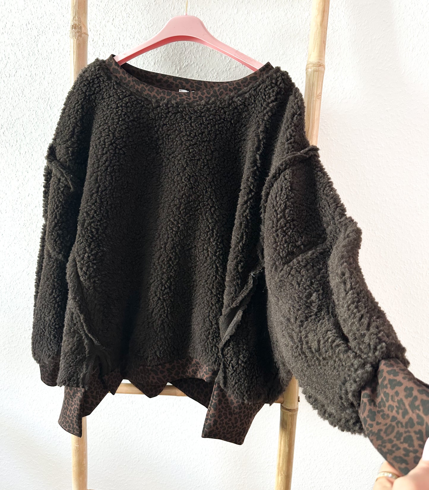 Teddy Pullover Leo Schoko 30% Wolle