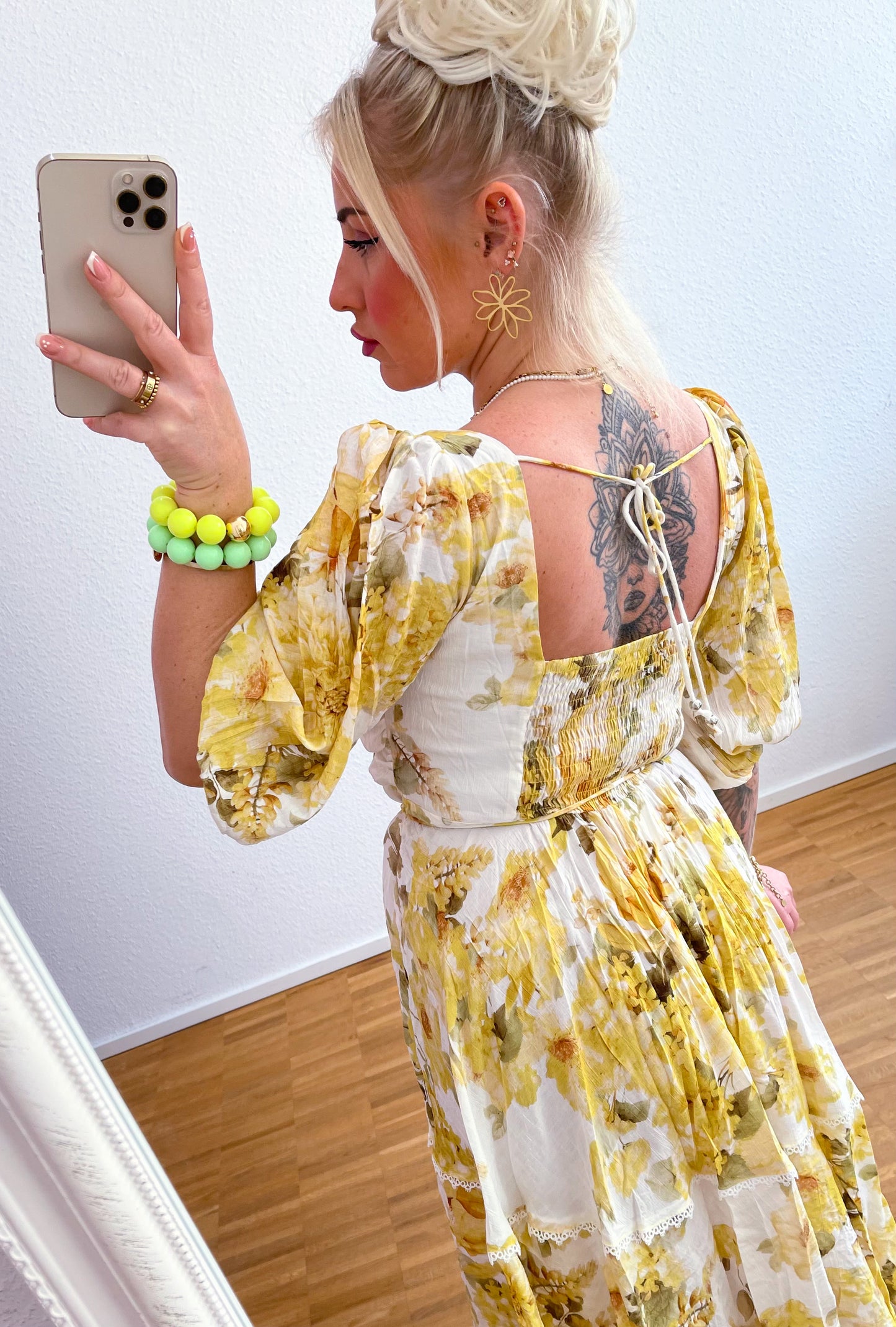 Kleid Blumen zwei Farben