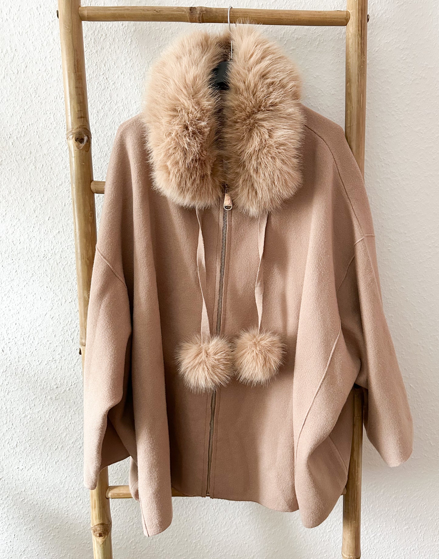 Strickjacke mit kunstfell in 4 Farben super weich