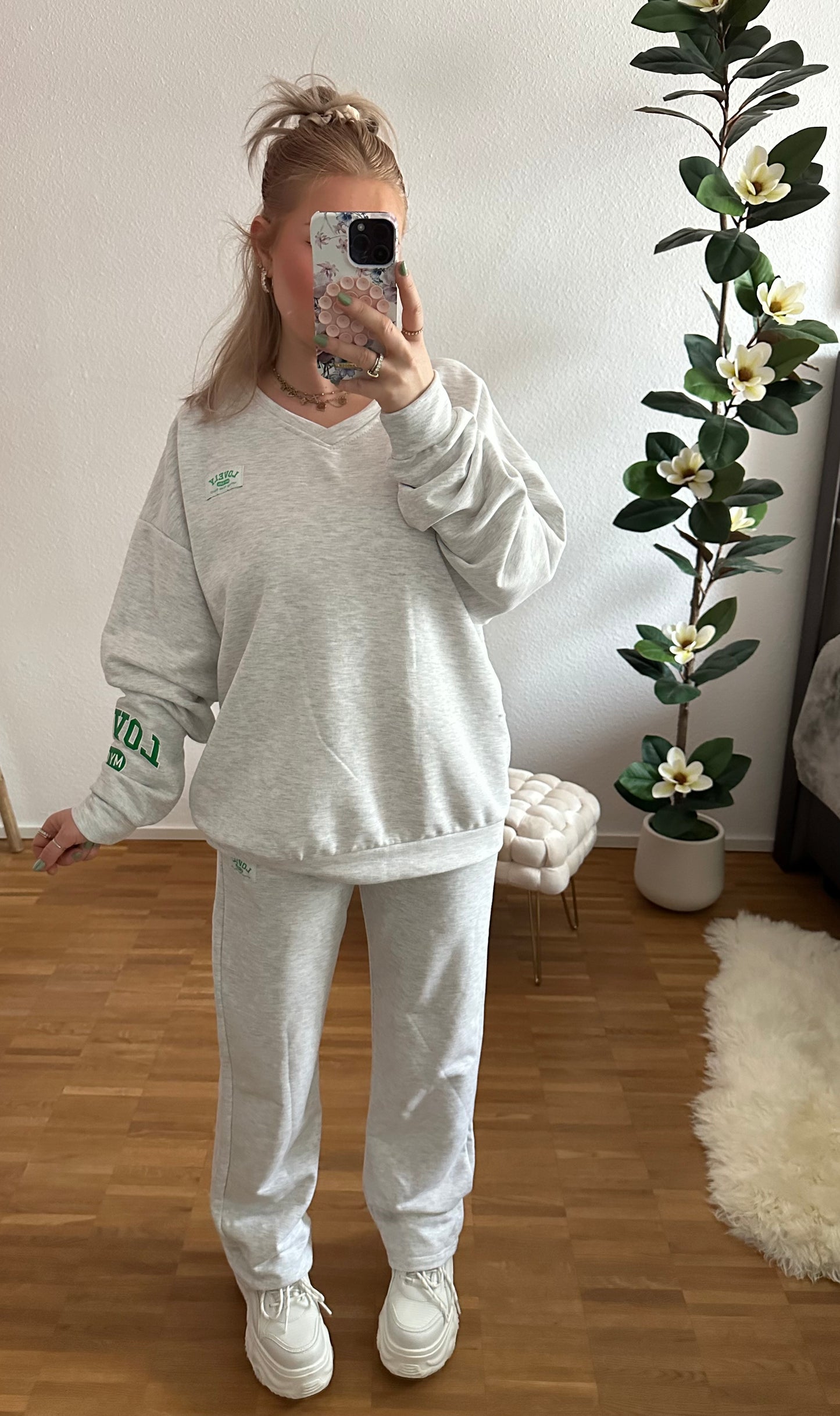 Zwei-Teiler Lovely My Girl in 4 Farben Hose mit Pullover