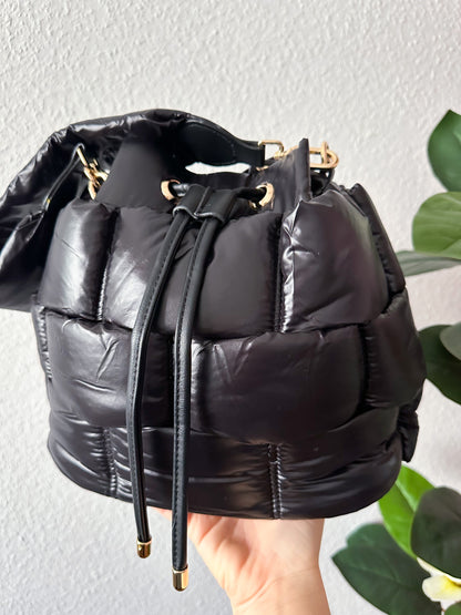 Handtasche/Beuteltasche Kassandra schwarz