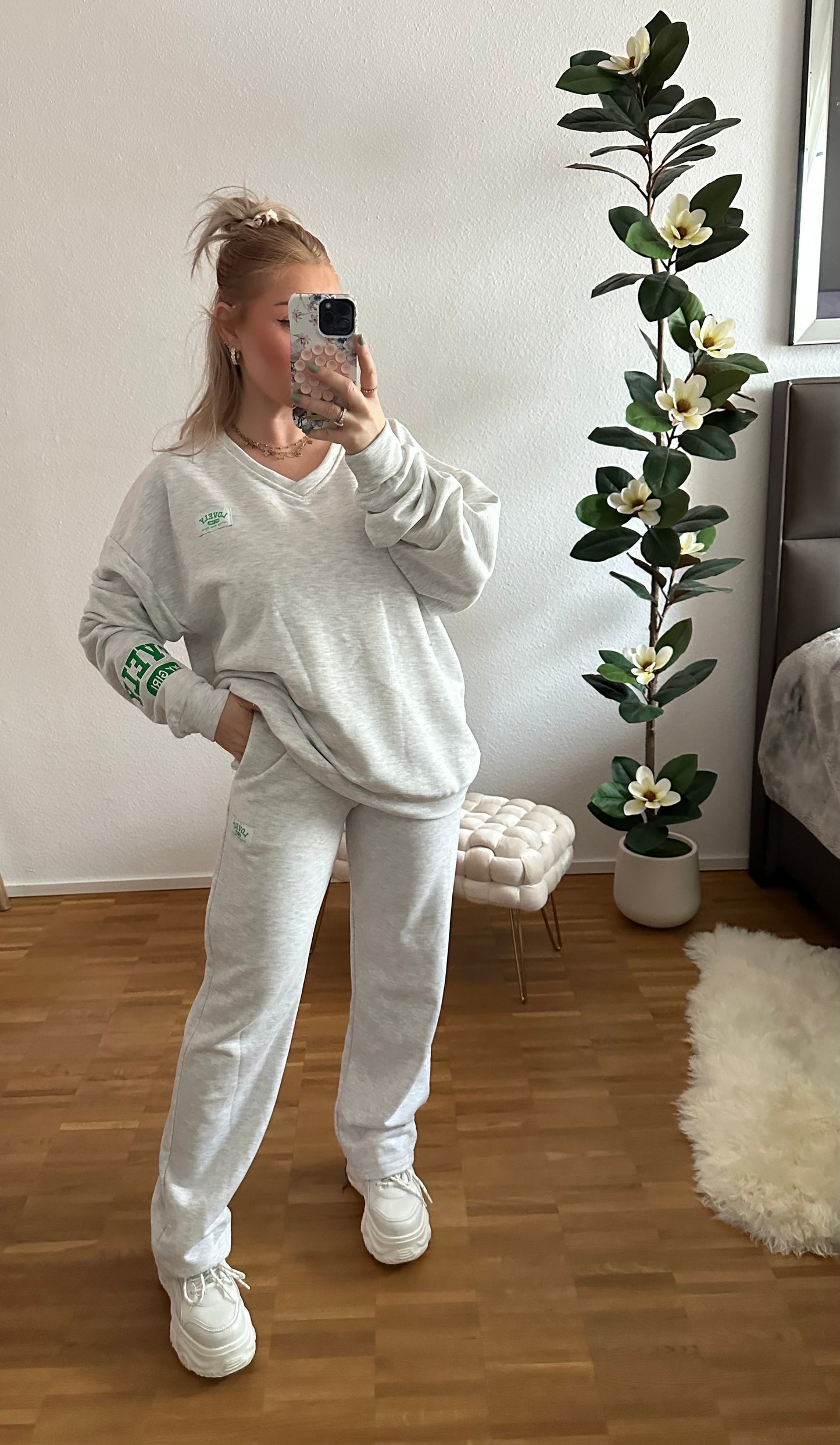Zwei-Teiler Lovely My Girl in 4 Farben Hose mit Pullover
