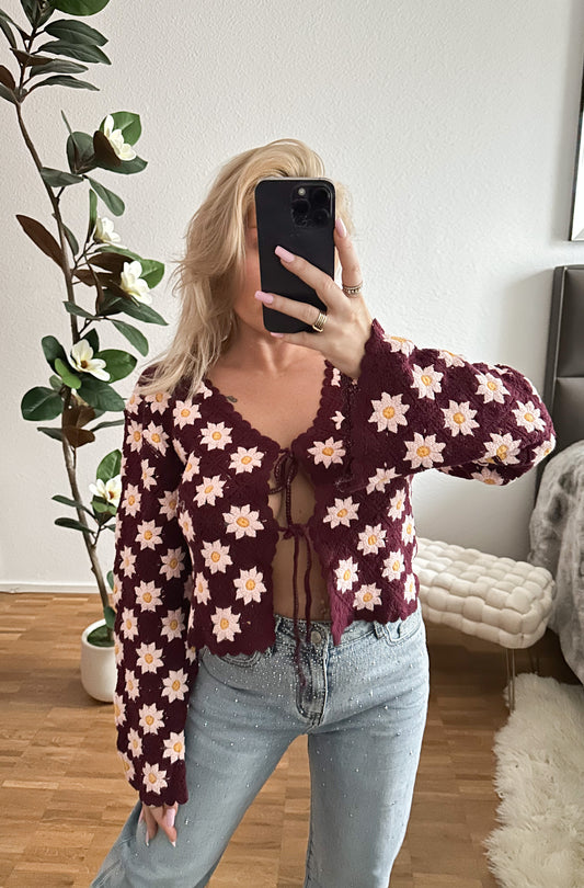 Strickjacke Boho Blume in 4 Farben