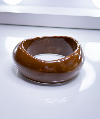 Armreif Luna in 3 Farben es besteht aus hochwertigem Kunstharz