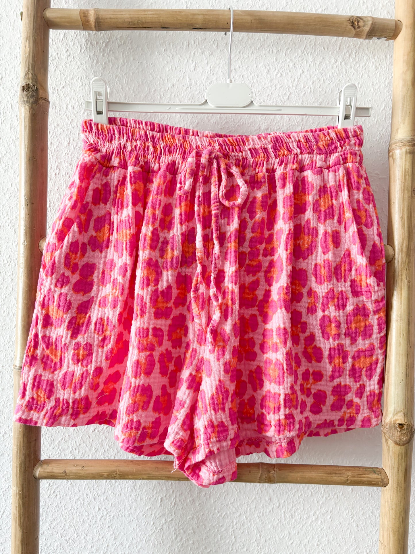 Musselin Short Leo Style in 4 Farben