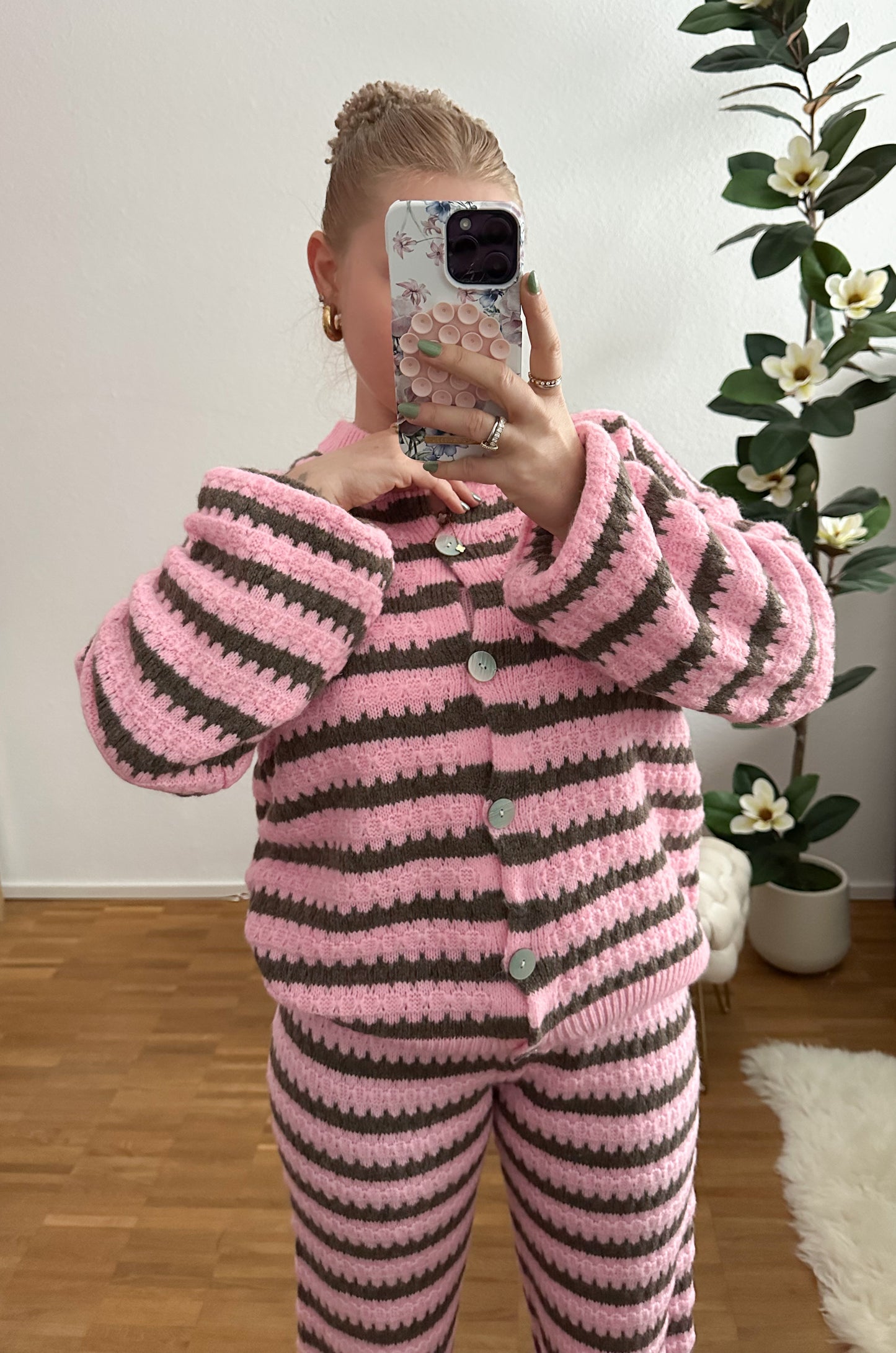 Strickjacke Lilly in 5 Farben super weich mit Knöpfen