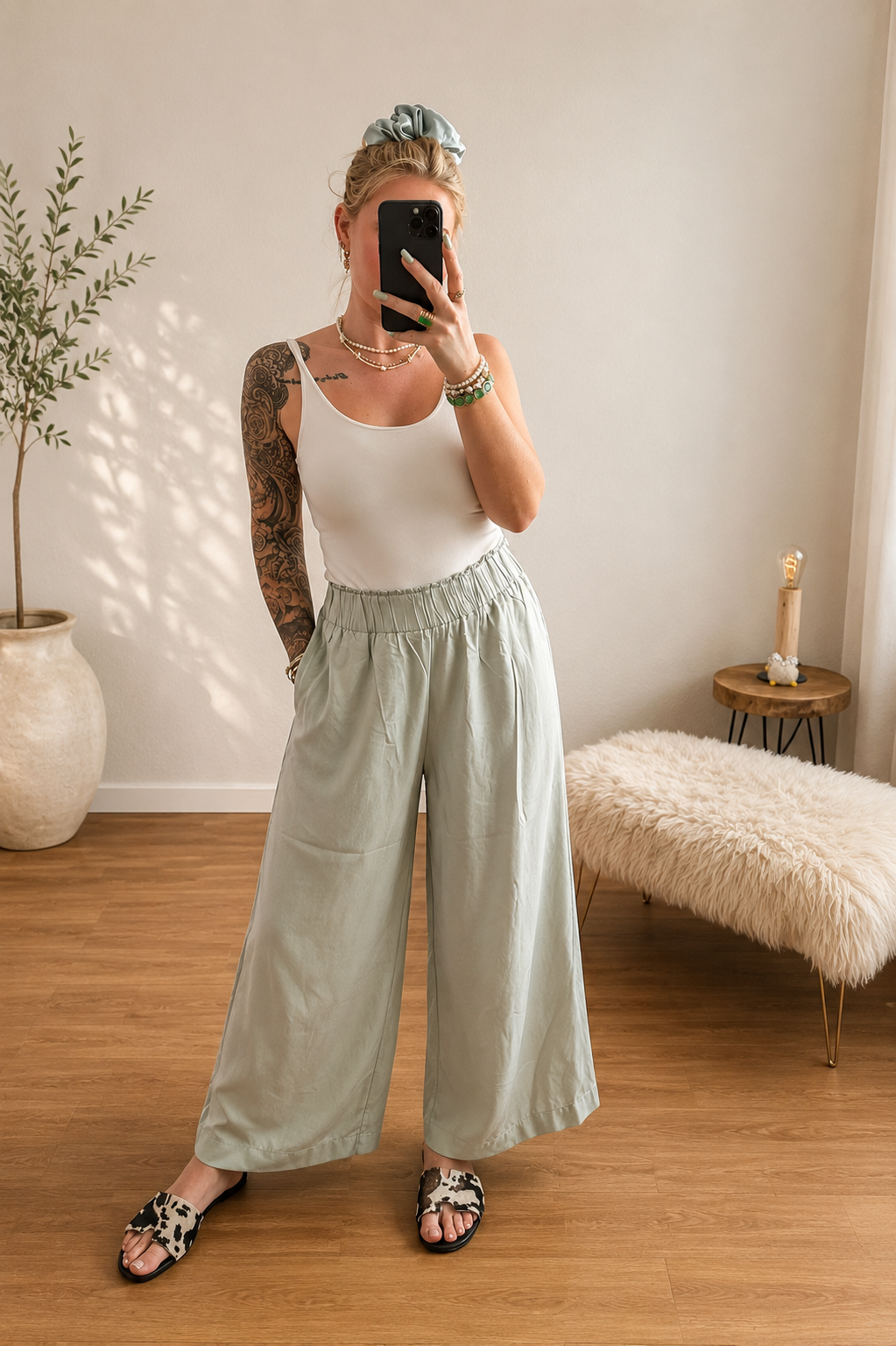 Stoffhose Satin Mint extra kurz