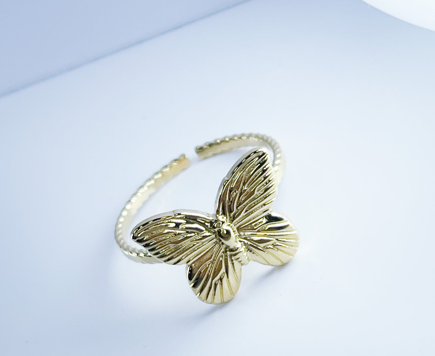 Ring Schmetterling