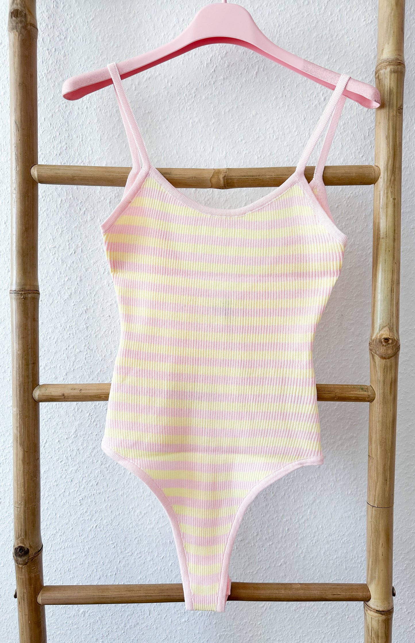 Body Amanda in 5 Farben
