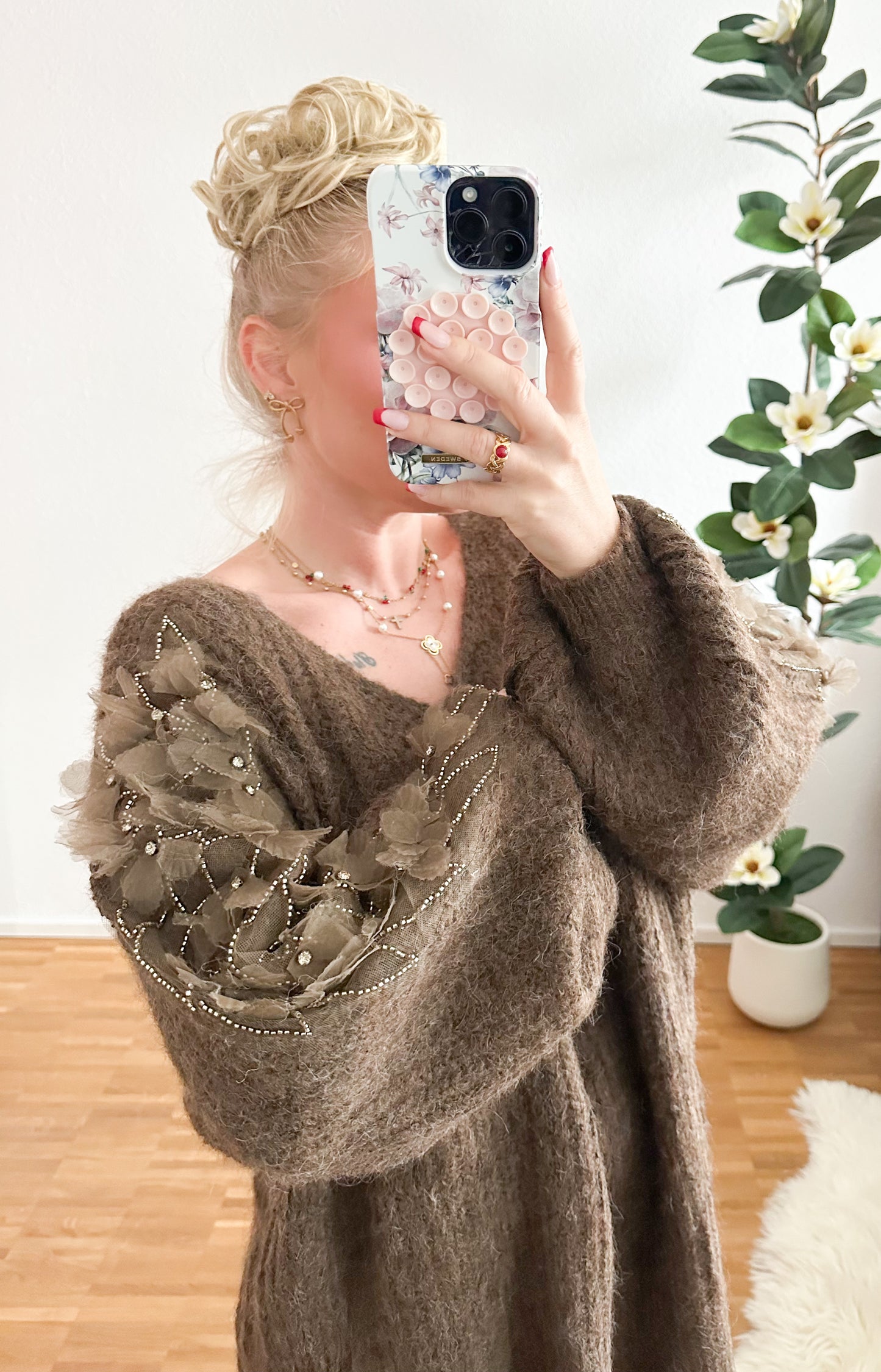 Strickpullover/Kleid Blumen Traum super weich und kuschelig in 4 Farben