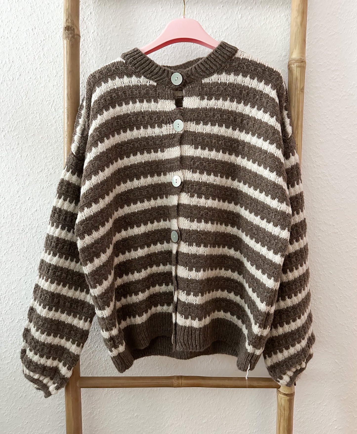 Strickjacke Lilly in 5 Farben super weich mit Knöpfen