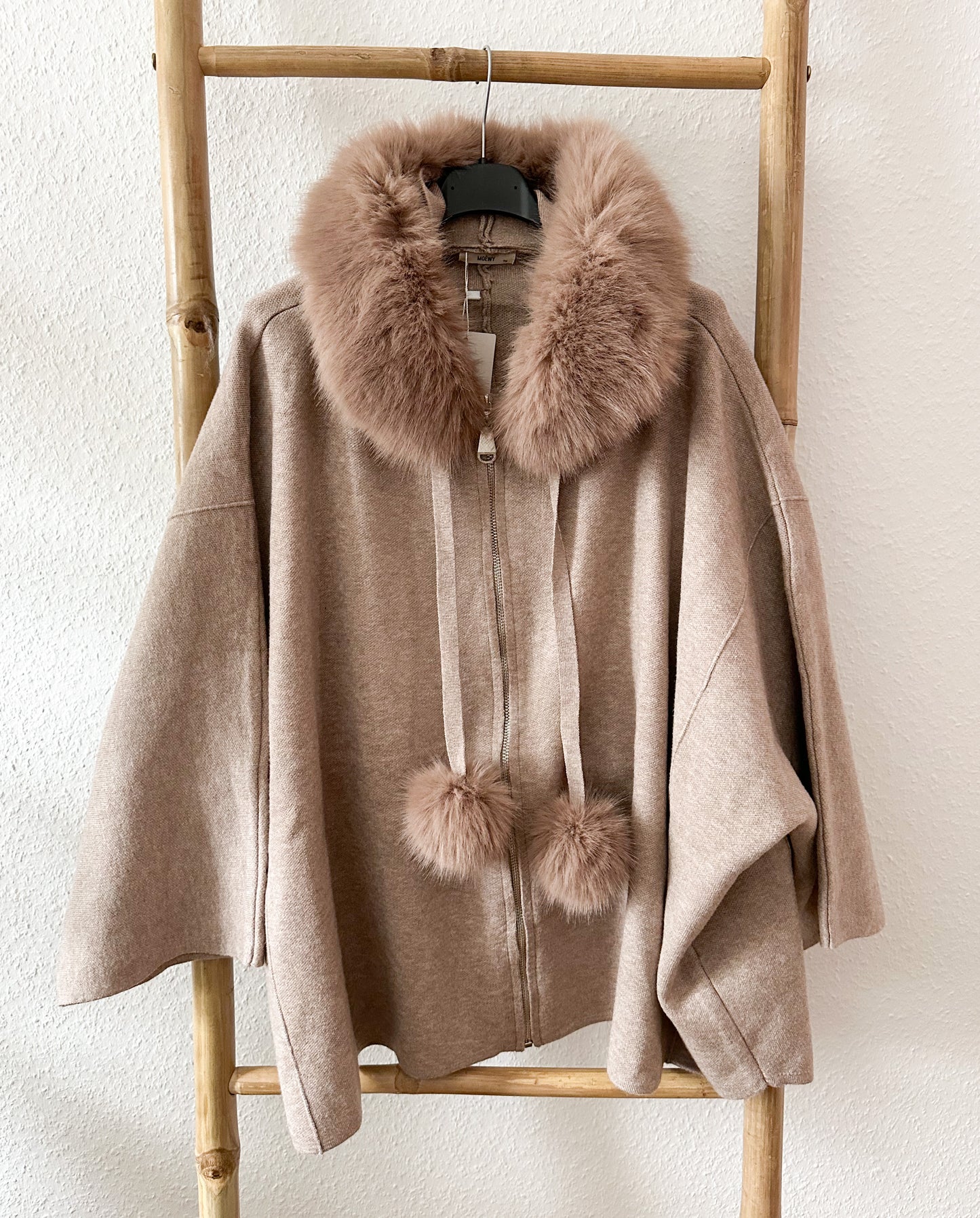 Strickjacke mit kunstfell in 4 Farben super weich