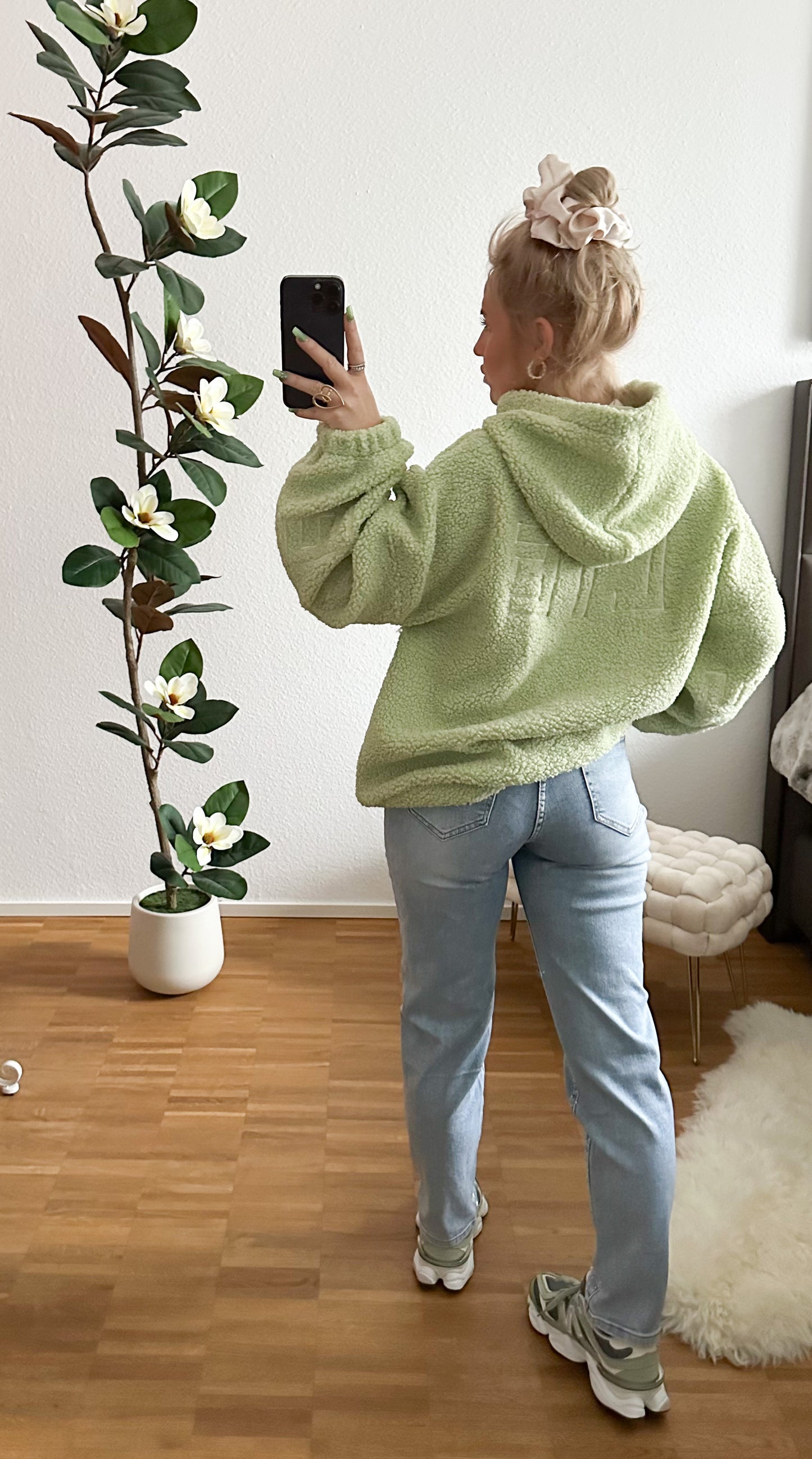 Hoodie Teddy Believe 3 Farben