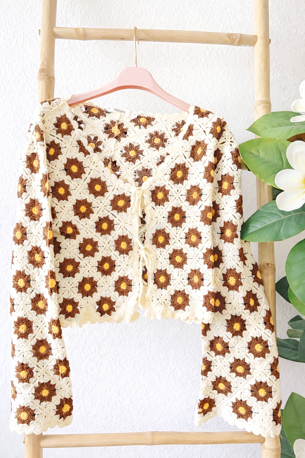 Strickjacke Boho Blume in 4 Farben
