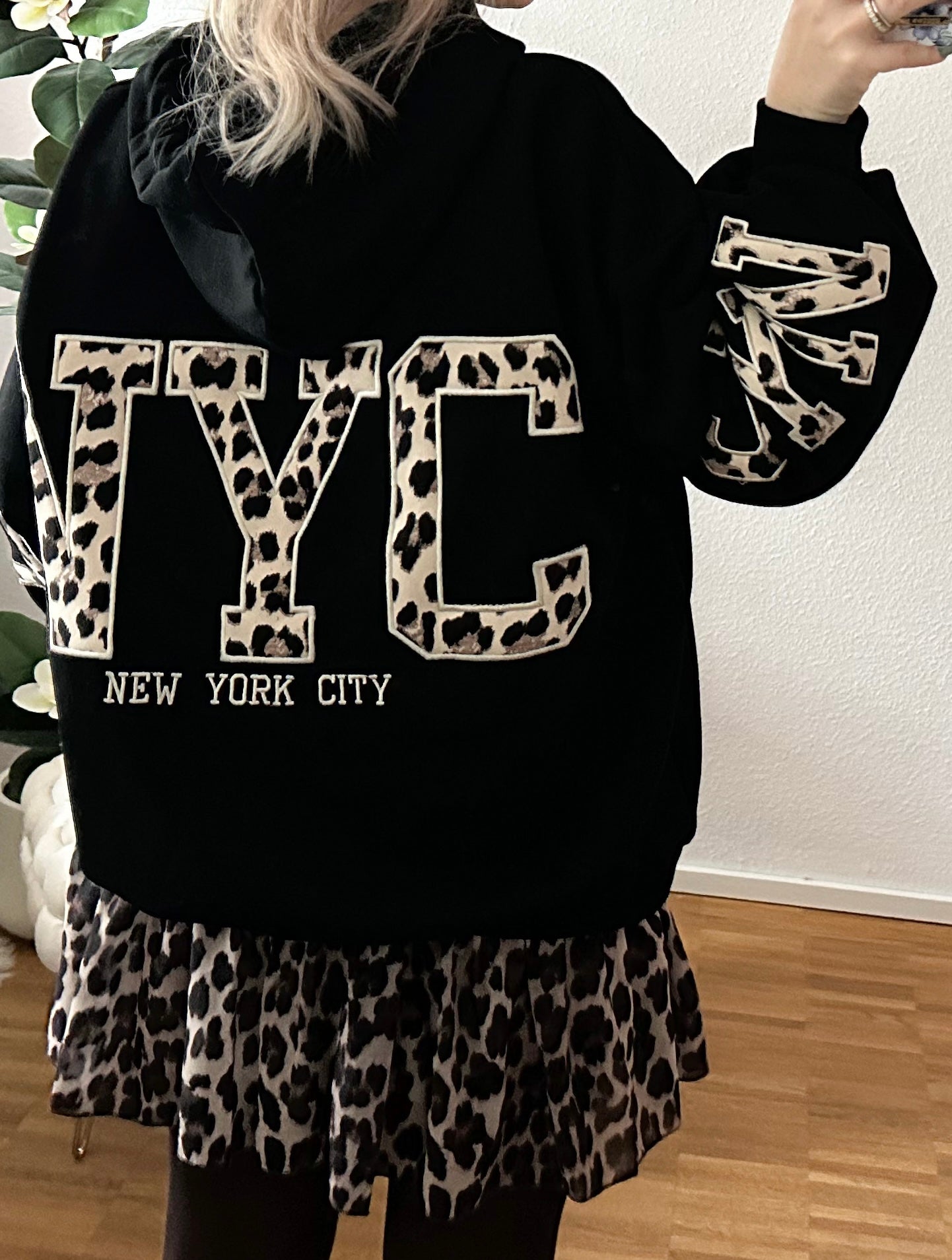 Hoodie Leo NYC in 3 Farben