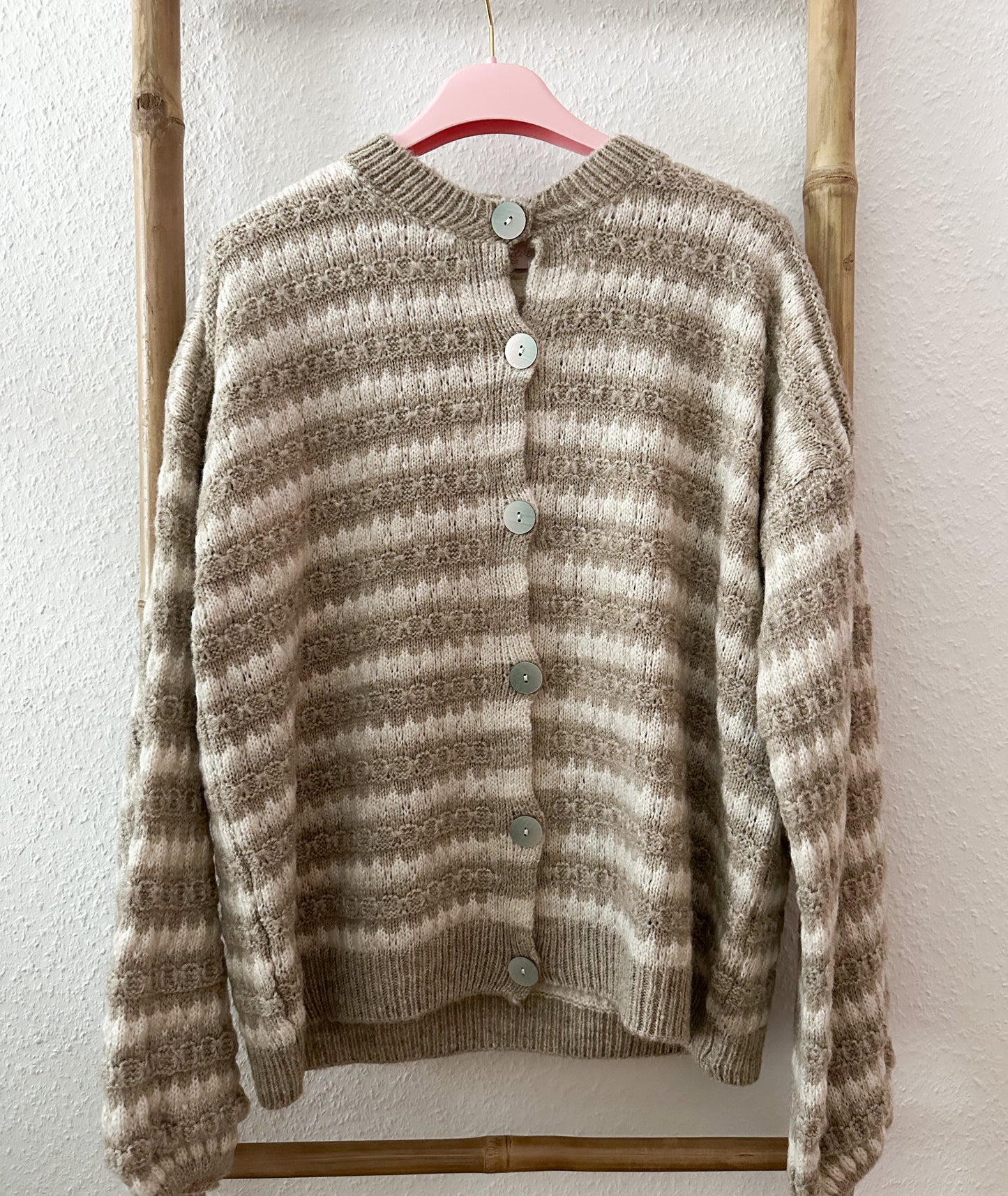 Strickjacke Lilly in 5 Farben super weich mit Knöpfen