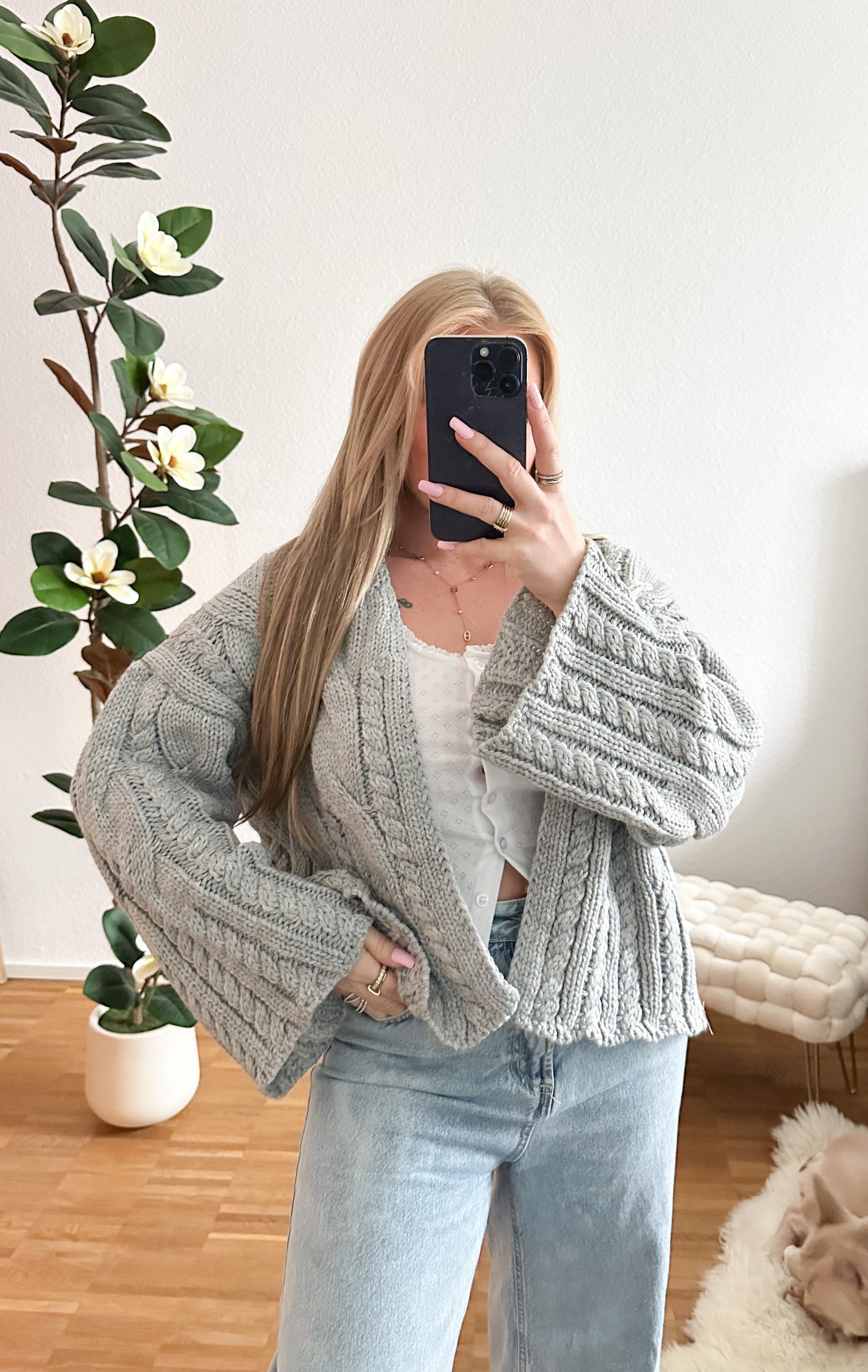 Strickjacke Dina in 4 Farben