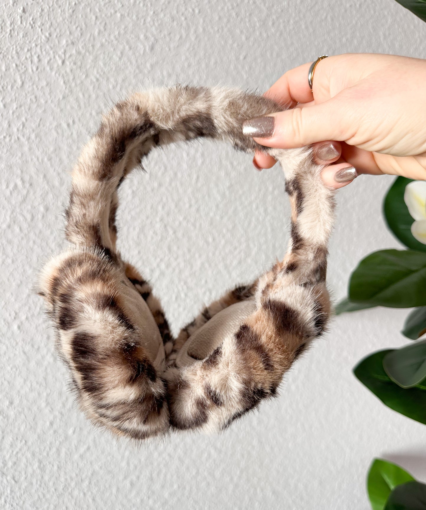 Ohrwärmer Flauschi Leo in 4 Farben