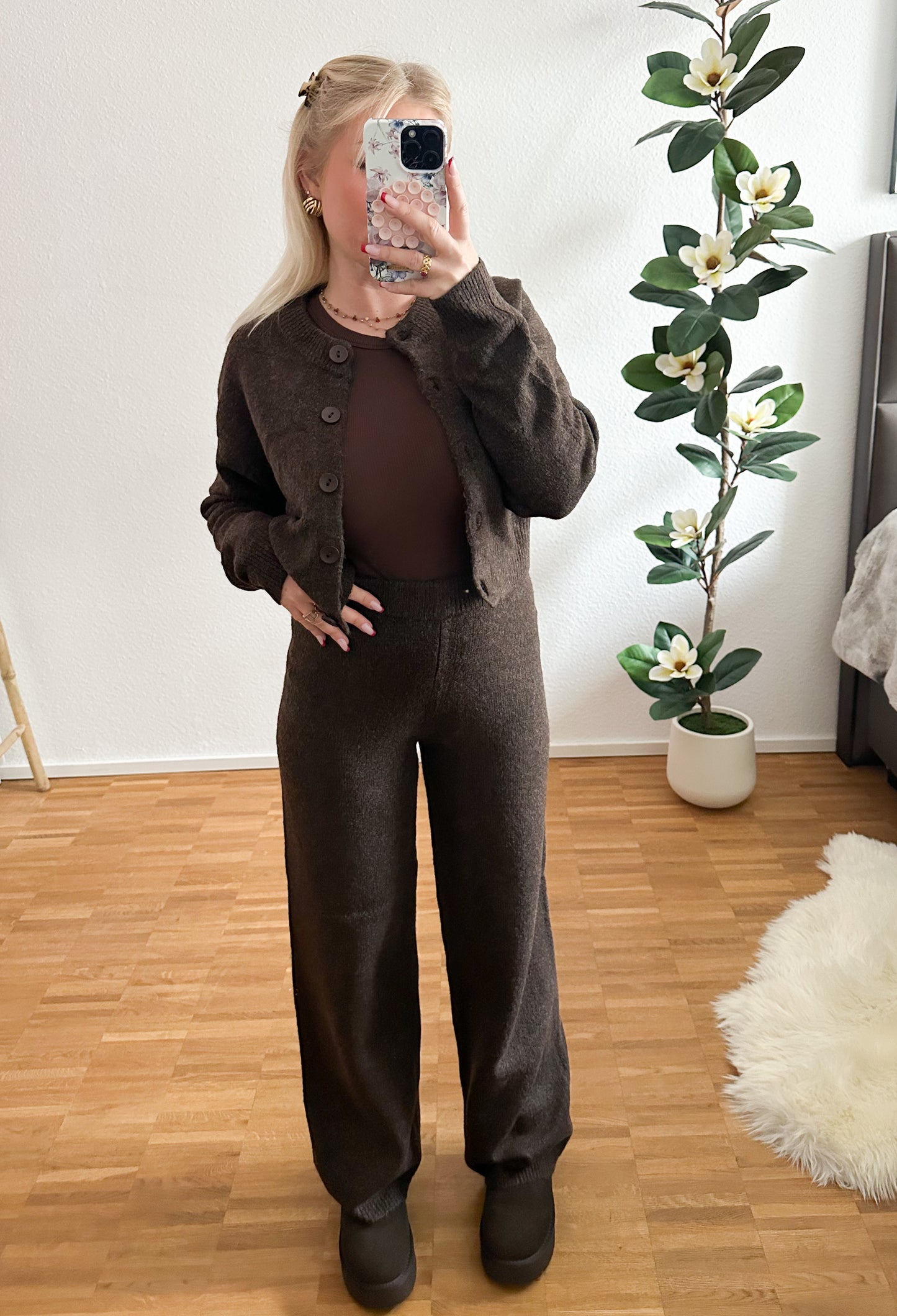 Zwei-Teiler Hose mit Jacke in 3 Farben super elastisch und weich