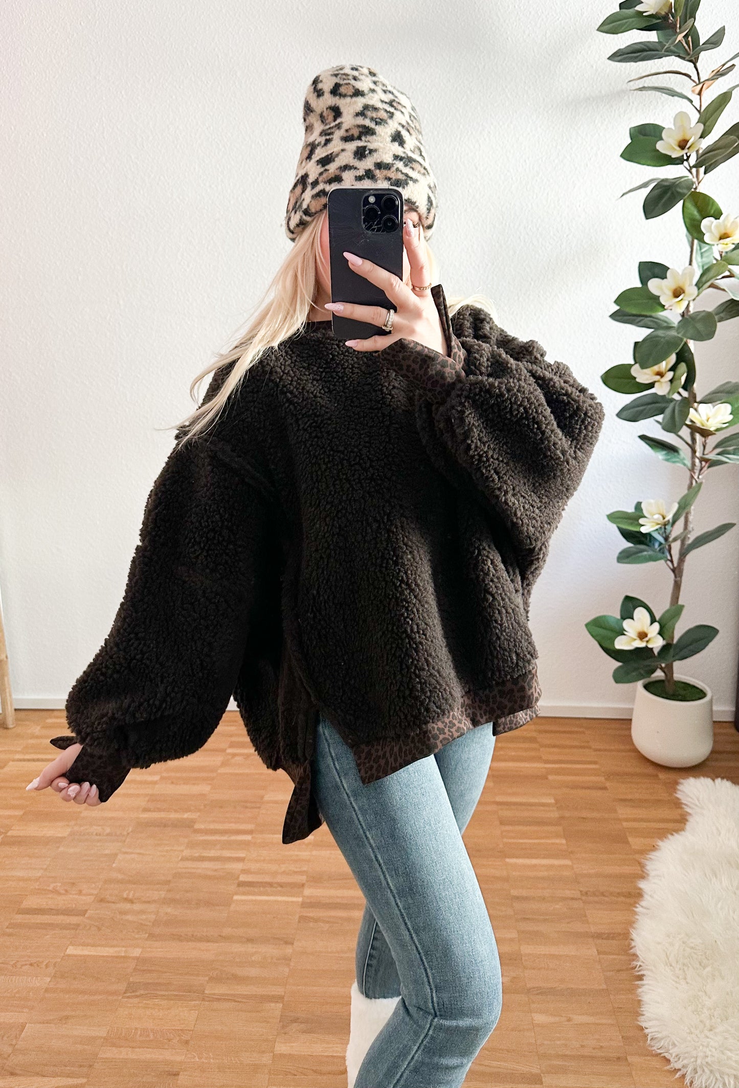 Teddy Pullover Leo Schoko 30% Wolle