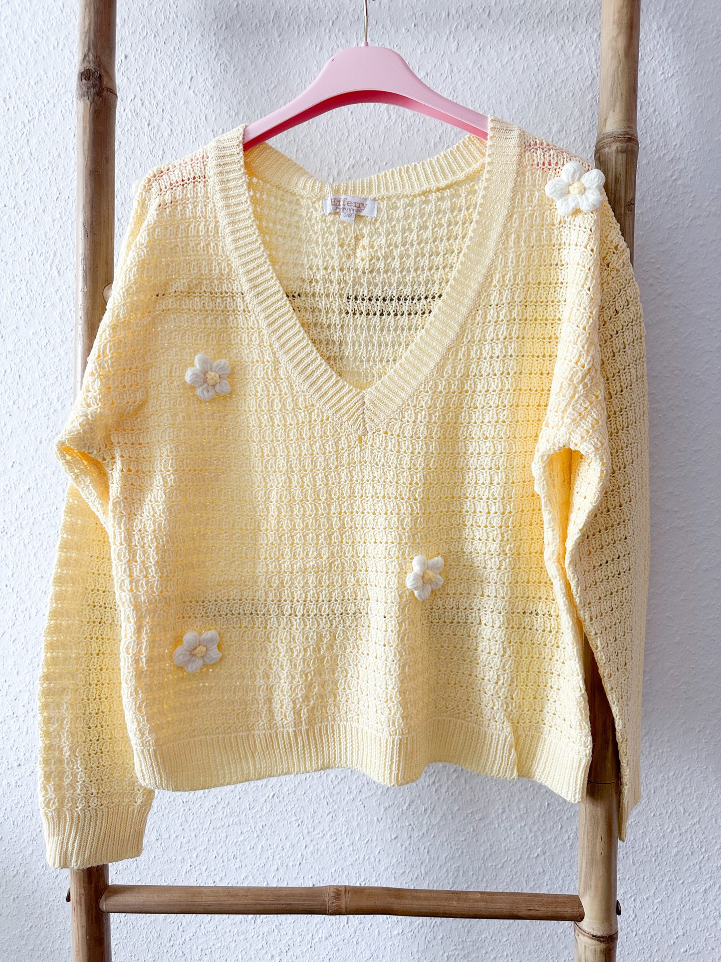 Pullover Blume in 2 Farben